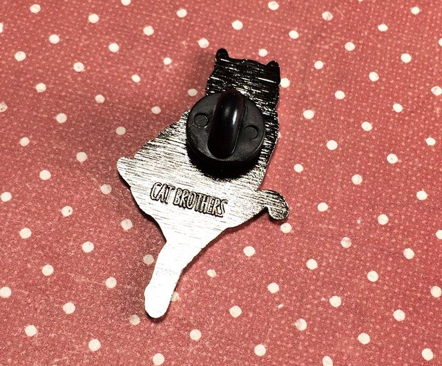 猫飲用ビアピン 猫エナメルピン 猫ラペルピン ハードエナメルピン ショップ Cat Brothers ブローチ Pinkoi
