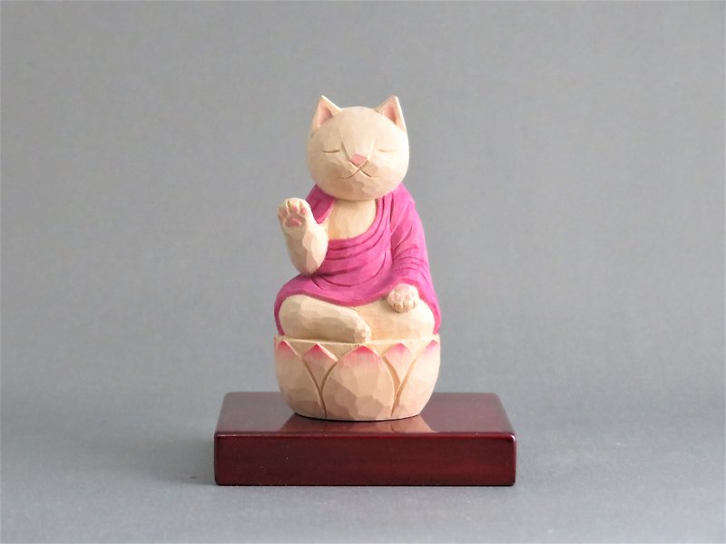 木彫り　袈裟を着た阿弥陀猫　猫仏1915 - 玩偶/公仔 - 木頭 粉紅色