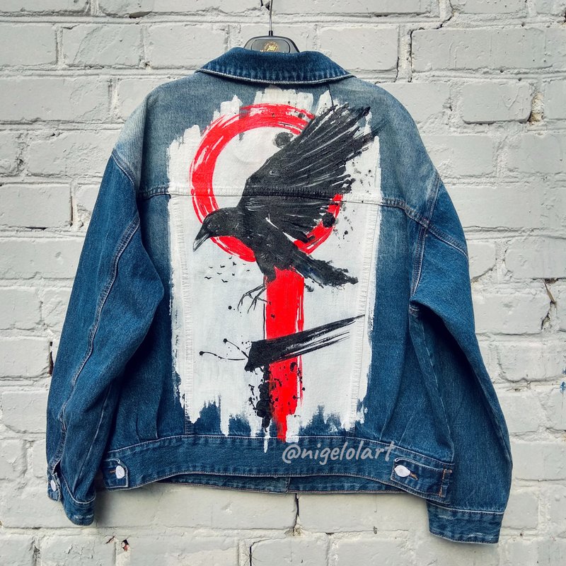 Painted Denim Jacket Handmade Custom jacket Tattoo Raven Crow Gift - 女大衣/外套 - 棉．麻 多色