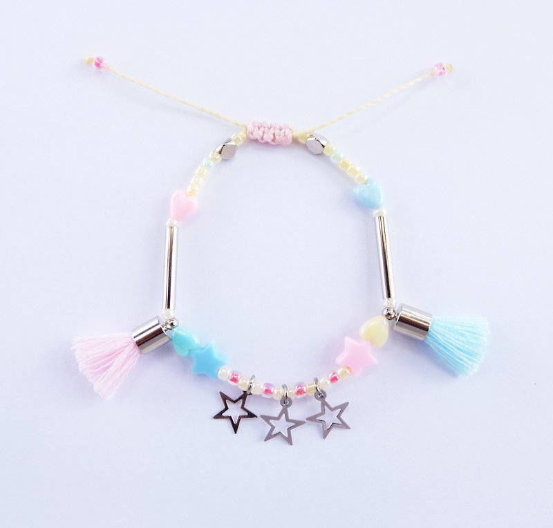 Pastel string bracelet with pink/blue tassel and star - 手鍊/手鐲 - 其他材質 粉紅色