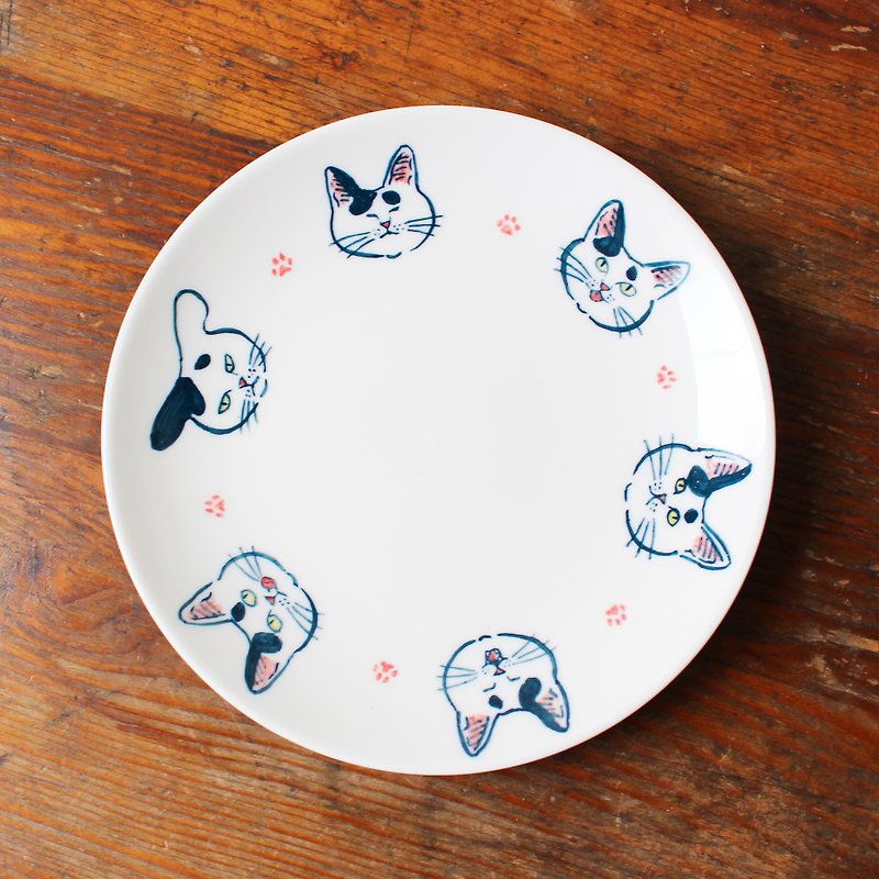 various expression bicolor cat 15.5cm dish - จานและถาด - ดินเผา สีน้ำเงิน