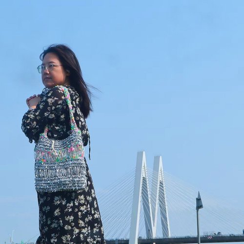 手編みハンドメイドバッグ シルバーラインレインボー中空