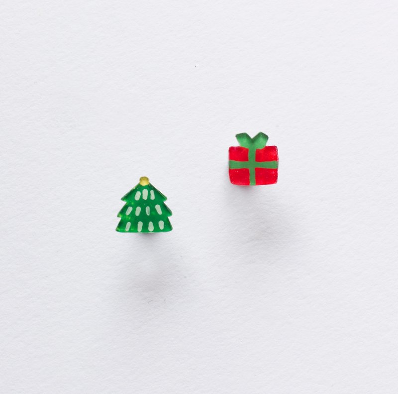 Christmas tree gift box earrings ear clip - ต่างหู - พลาสติก สีเขียว
