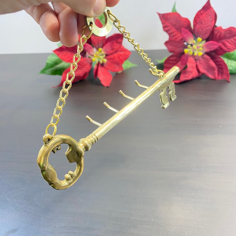 Vintage brass key shaped wall hooks key hanger, Wall Mounted Holder, Five Hooks - ตะขอที่แขวน - ทองแดงทองเหลือง สีทอง