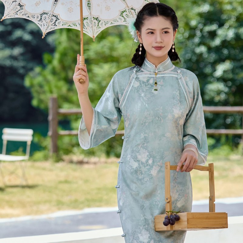 【翠玉蘿】 新中式復古/織錦提花/古法雙襟旗袍 - 旗袍/改良式旗袍 - 其他材質 綠色