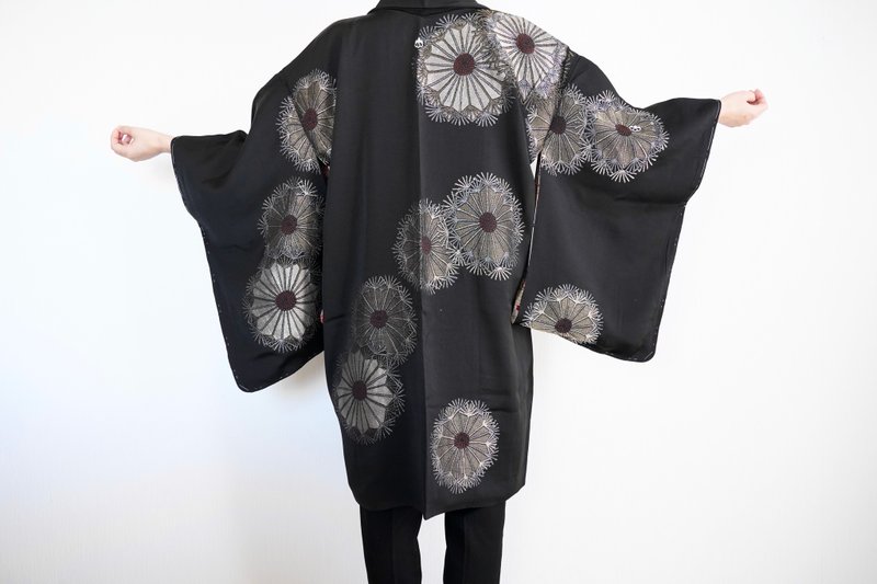 glitter floral kimono, black kimono, vintage kimono, gorgeous kimono - Women's Casual & Functional Jackets - Silk Black