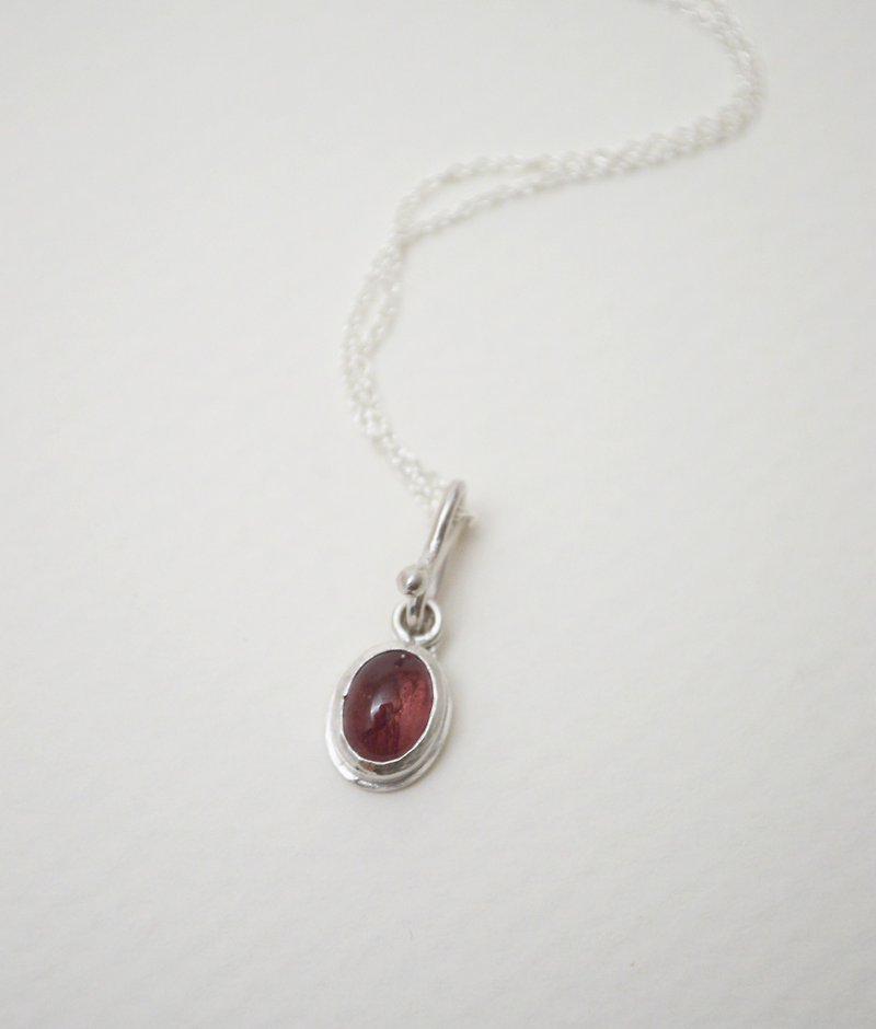 Simple little stone-Deep Pink Tourmaline‧Silver Cable Chain Necklace - สร้อยคอ - เงินแท้ สีแดง