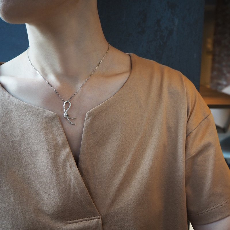 knot necklacce_結項鍊 - 項鍊 - 銀 銀色