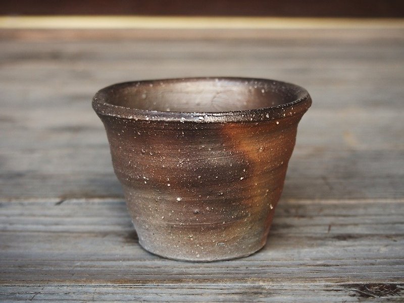 日本岡山備前 陶器 燒酒杯（小）s5-009 - 花瓶/花器 - 其他材質 咖啡色