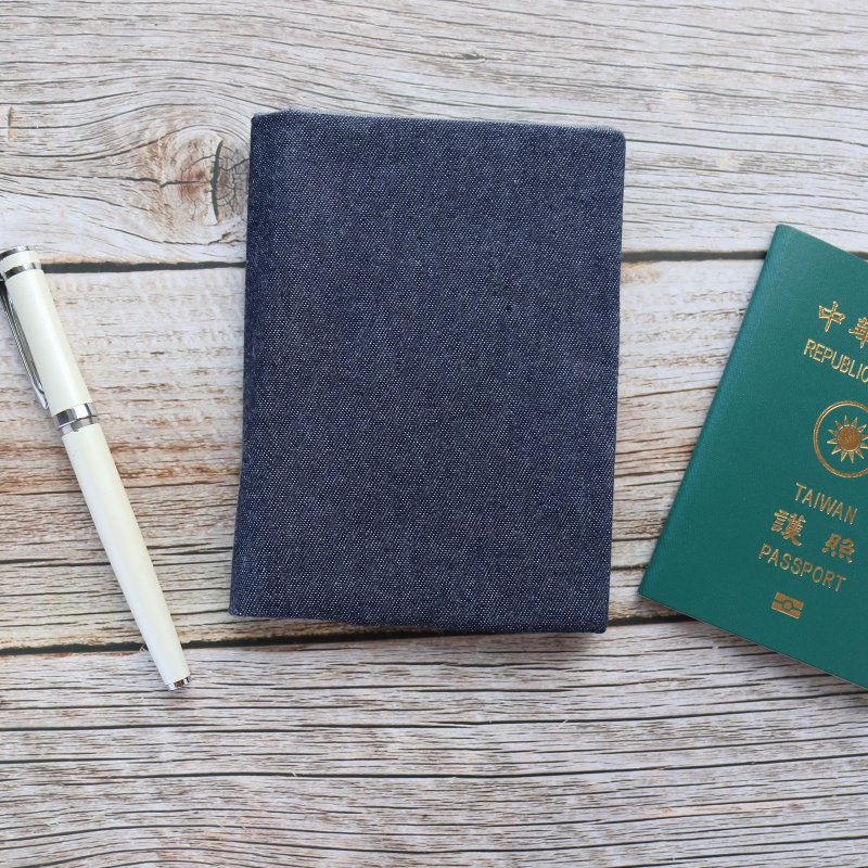 [Denim] Passport Cover Passport Holder Passport Bag - ที่เก็บพาสปอร์ต - ผ้าฝ้าย/ผ้าลินิน สีน้ำเงิน