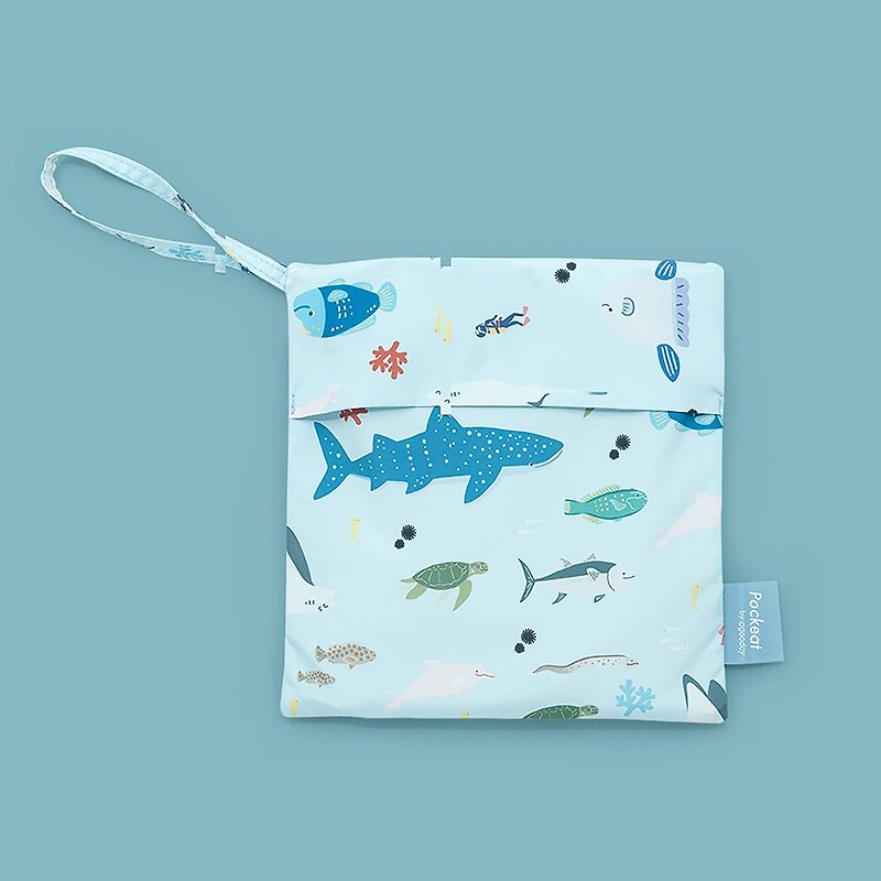 Good day | Pockeat snack bag-I am not seafood - Lunch Boxes - Plastic Blue
