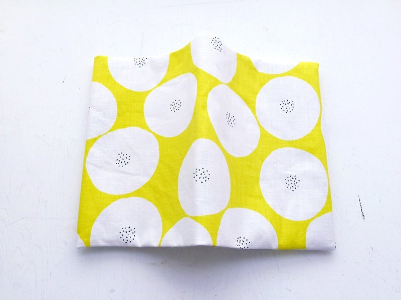 Round flower handmade book / book cover - Lyme yellow (notebook / diary / PDA) - ปกหนังสือ - ผ้าฝ้าย/ผ้าลินิน สีเหลือง