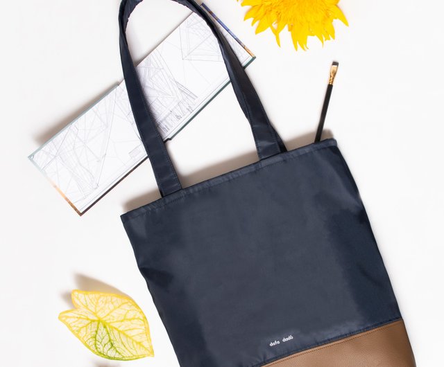 Where to Shop Fashionable Tote Bags in Hong Kong