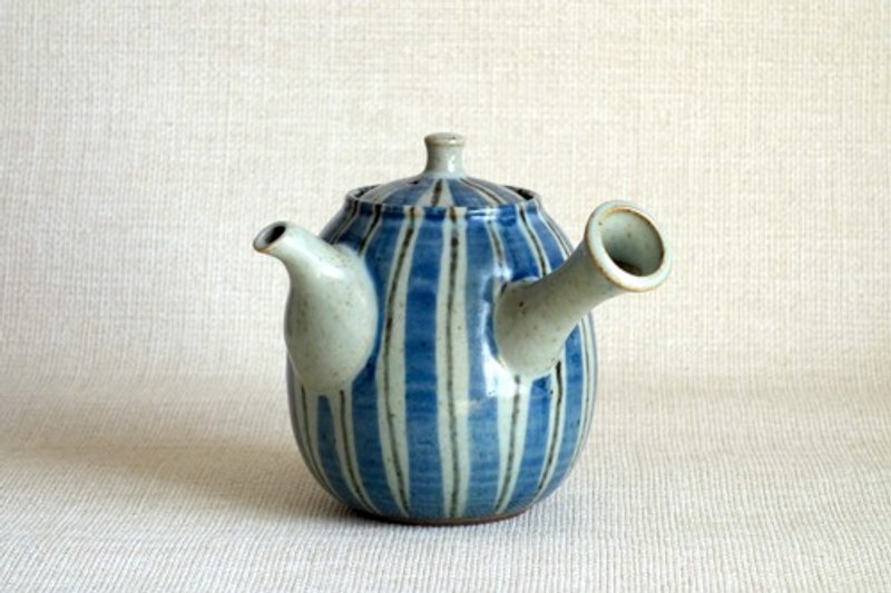 Teapot with lines, large - ถ้วย - ดินเผา สีน้ำเงิน