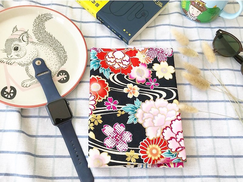 Japanese breeze cloth book clothing - Notebooks & Journals - Cotton & Hemp 