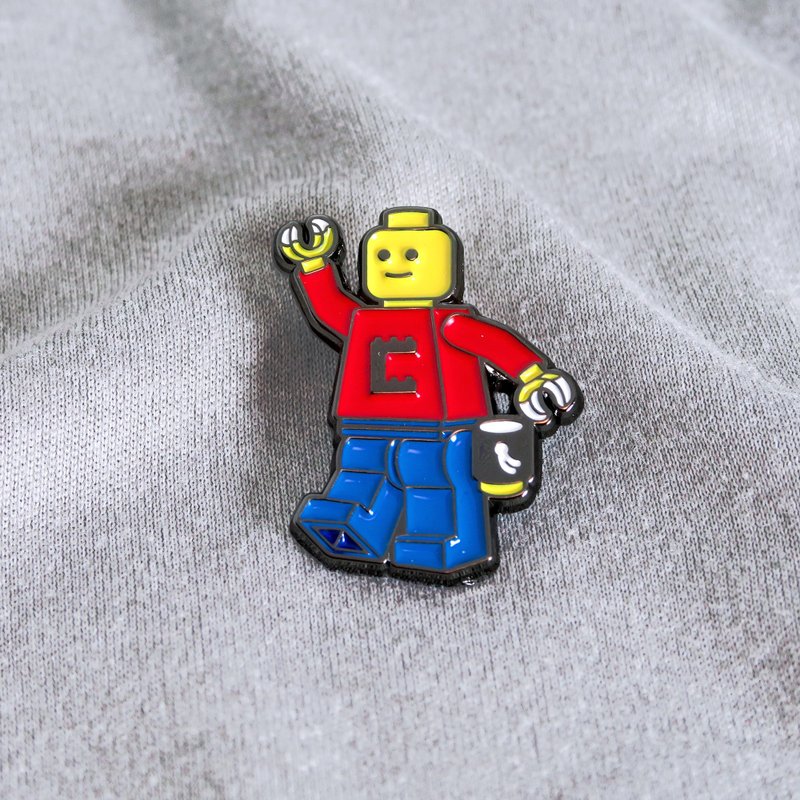 Brick Climber Enamel Pin – Gift for Climbers and Boulderers – 攀岩針 – 등반 クライミング - Badges & Pins - Other Metals Multicolor