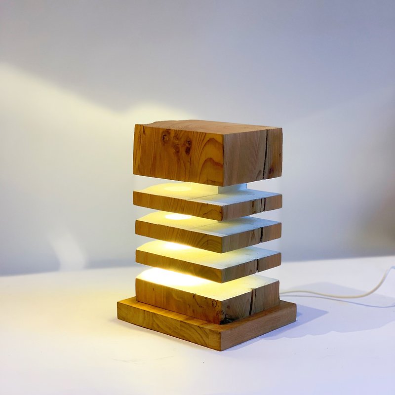 【CLスタジオ】デザインヒノキランプアート照明ナイトランプ無垢材ランプ - 照明・ランプ - 木製 