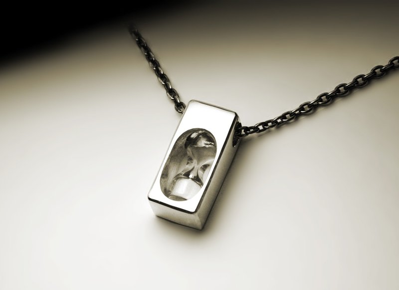 Small Cube White Hourglass Silver Necklace - สร้อยคอ - โลหะ สีเงิน