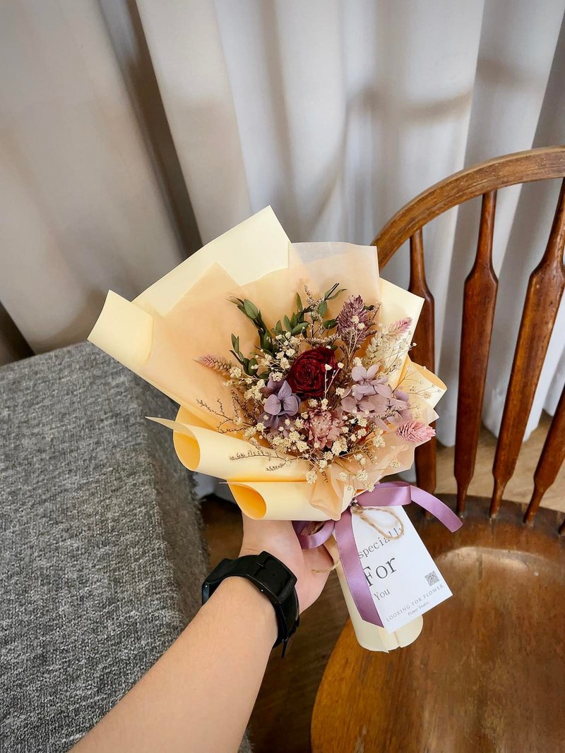 乾燥花束【復古風小花束】 生日禮物 玫瑰花束 生日花束 畢業花束 - 乾燥花/永生花 - 植物．花 黑色