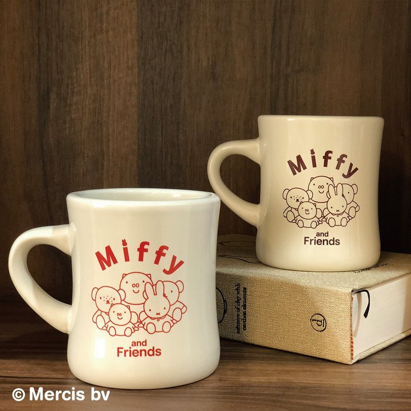 【MIFFY】曲線陶瓷杯 馬克杯 米飛與好朋友 - 咖啡杯/馬克杯 - 陶 