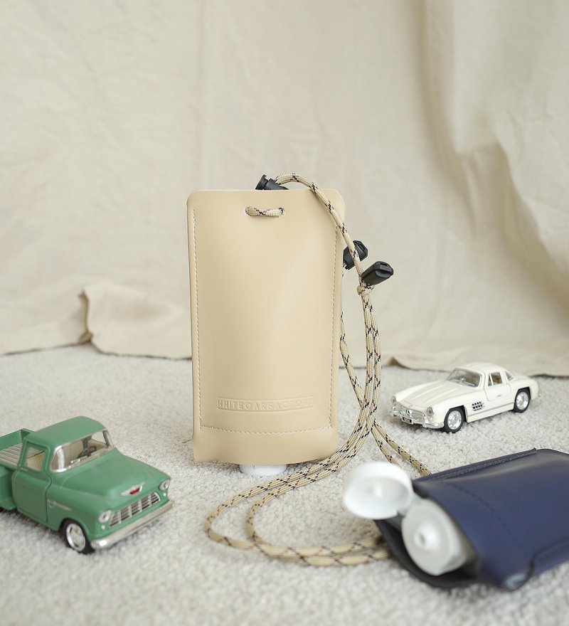Beep bag for carrying any squeeze tube like alcohal gel, sun screen easy to use - 其他 - 人造皮革 多色