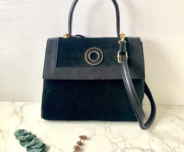 CELINE ブラック ショルダーバッグ 保存袋付き 保存袋付きCeline ブラックレザー ショルダーバッグ セリーヌ