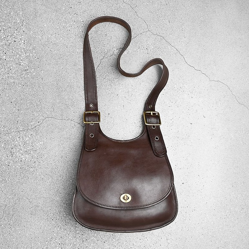Genuine Leather Messenger Bags & Sling Bags Black - Vintage Coach Bag