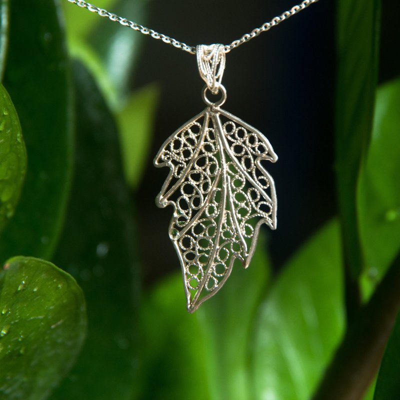 Leaf Pattern Necklace Handmade Silver Filigree AG999 | Jewelry Art Studio - 項鍊 - 銀 銀色