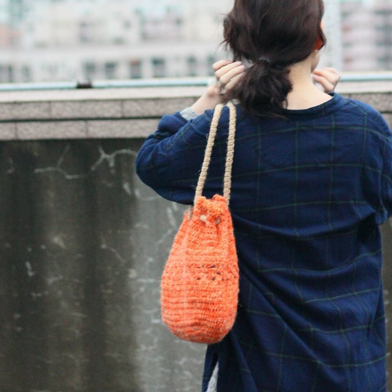 To Hui Wen - a solid orange - กระเป๋าถือ - ผ้าฝ้าย/ผ้าลินิน 