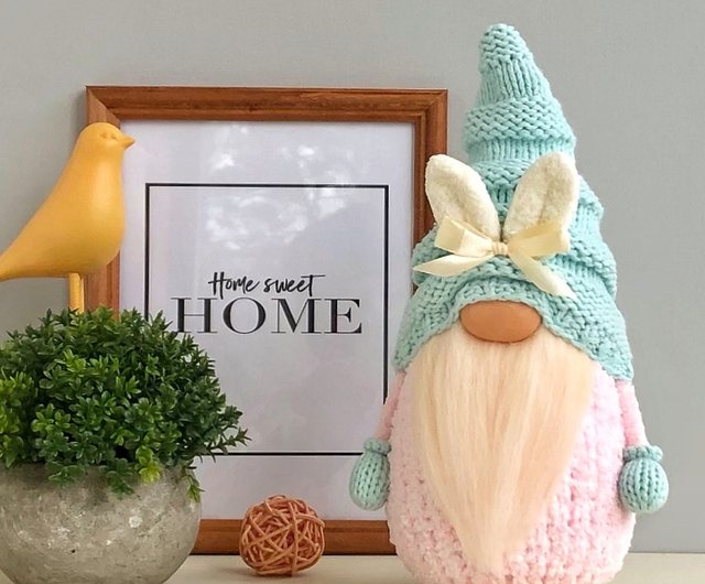 Bumble Beehive, Spring home decor farmhouse, Bumble bee decor - Shop  WorldAmiguruMe Stuffed Dolls & Figurines - Pinkoi