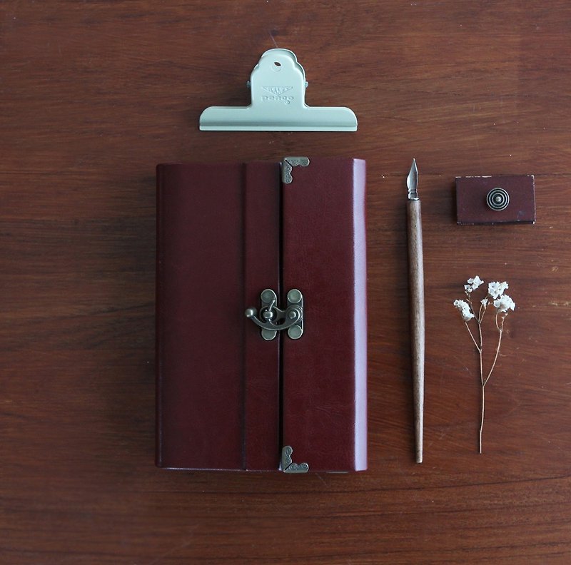 A6 handmade high-end PU leather Note book/Gift Wrapping Free/Red - 筆記簿/手帳 - 真皮 紅色