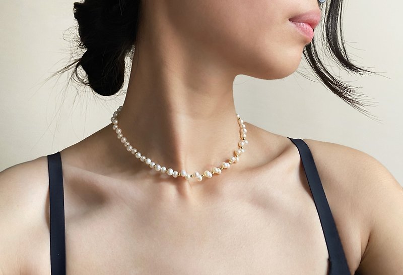 Natural freshwater pearl white gypsophila near round pearl short necklace choker mother&#39;s day gift