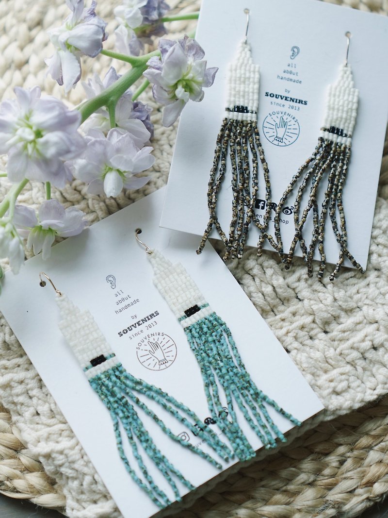 |Souvenirs|Original handmade imported rice beads exotic tassel two-color beaded earrings Clip-On - Earrings & Clip-ons - Other Materials Multicolor