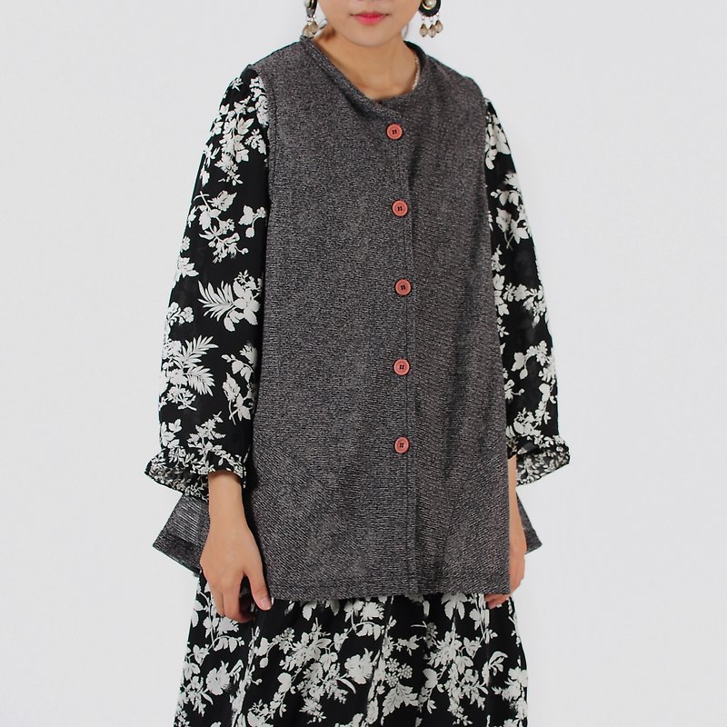 【Egg Plant Vintage】Grayscale Moonlight Knitted Vintage Vest - Women's Vests - Polyester Gray