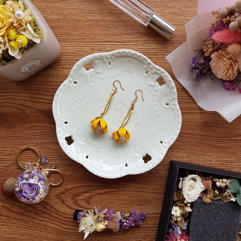 Fruit Earrings | Rotating Series / Free Clips - Earrings & Clip-ons - Plants & Flowers Yellow