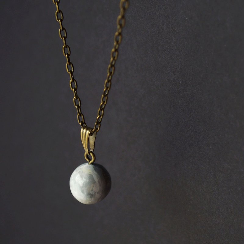 Hand-painted moon necklace - สร้อยติดคอ - โลหะ 