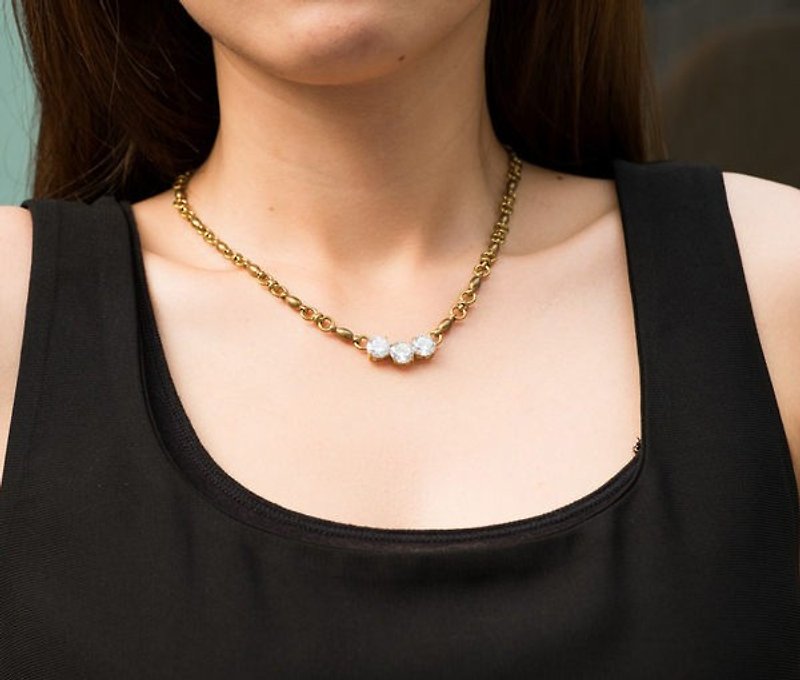 手作りジュエリー小さな丸い真鍮のダイヤモンドのネックレスのジルコン - ネックレス - 紙 パープル