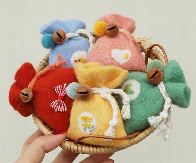 Amazon.co.jp: 【 1点もの 】ハンドメイド 羊毛フェルト 羊毛