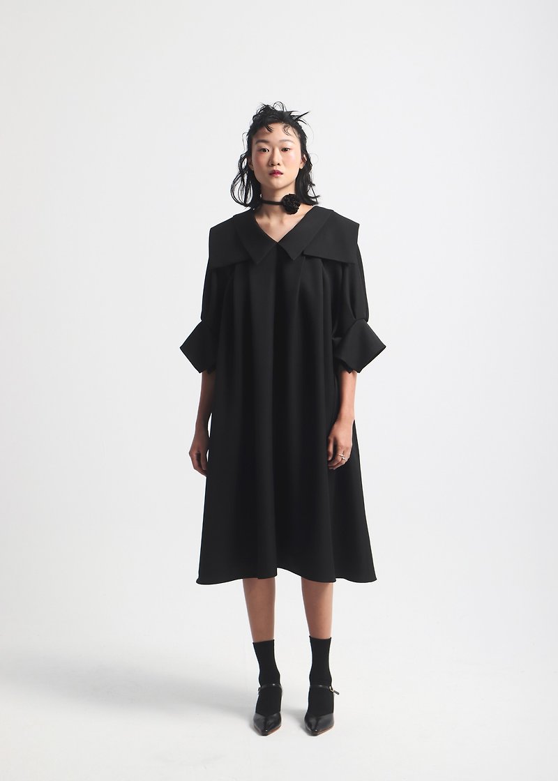 雙層領洋裝 / 黑 - 連身裙 - 聚酯纖維 黑色