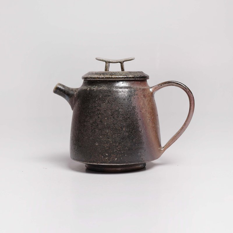 明芽窯 l 柴燒落灰鳥居金彩後手壺 茶壺 壺 陶壺 蒐藏品 H4 - 茶壺/茶杯/茶具 - 陶 咖啡色