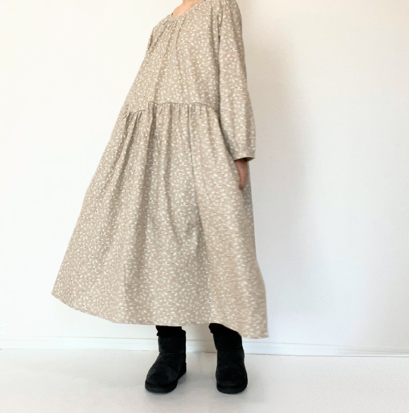 Cats one-piece dress 　long sleeves　cotton　flannel　beige - One Piece Dresses - Cotton & Hemp Brown