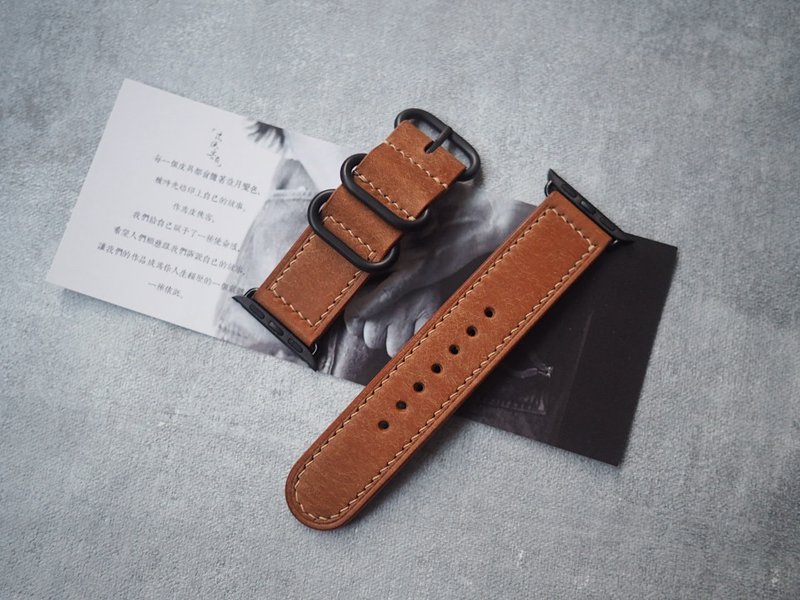 Purely handmade cowhide matte yellow Brown Apple watch strap, color and style can be customized and can be engraved - สายนาฬิกา - หนังแท้ สีนำ้ตาล