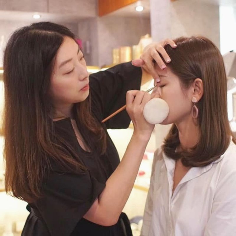 【新手化妝班】Rachel Wine Summer-Friendly 清爽妝容化妝班 - 其他 - 其他材質 