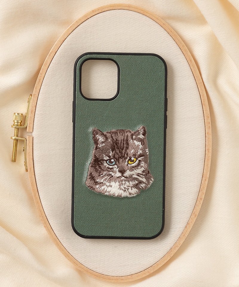 3D Embroidery Smartphone Case iPhone 12 / 12pro PBAT PU Leather Cat x Olive