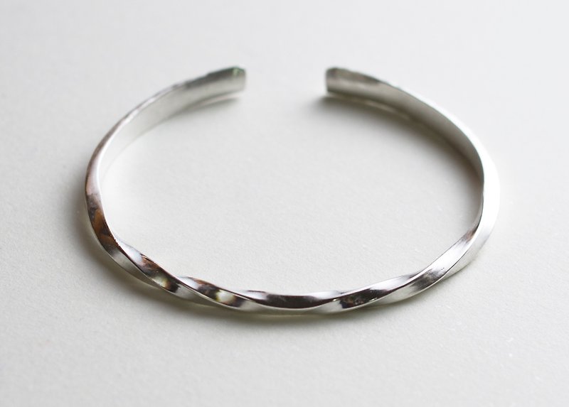 925 sterling silver hand forging double spiral C ring bracelet - สร้อยข้อมือ - เงินแท้ สีเงิน