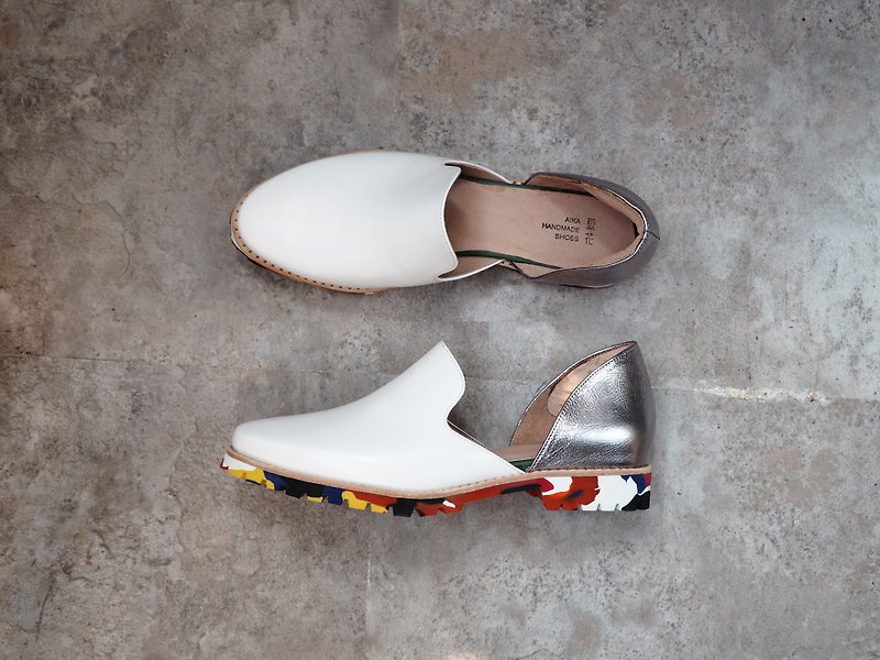 Love Carrefour - White & Silver Cow + Color Sole - รองเท้าอ็อกฟอร์ดผู้หญิง - กระดาษ สีเงิน