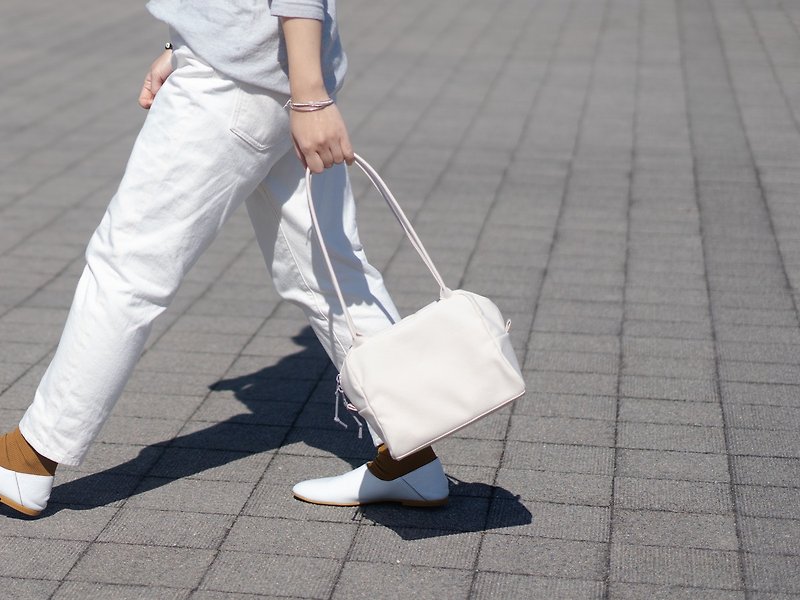 Cuboid bag generated - Handbags & Totes - Cotton & Hemp White