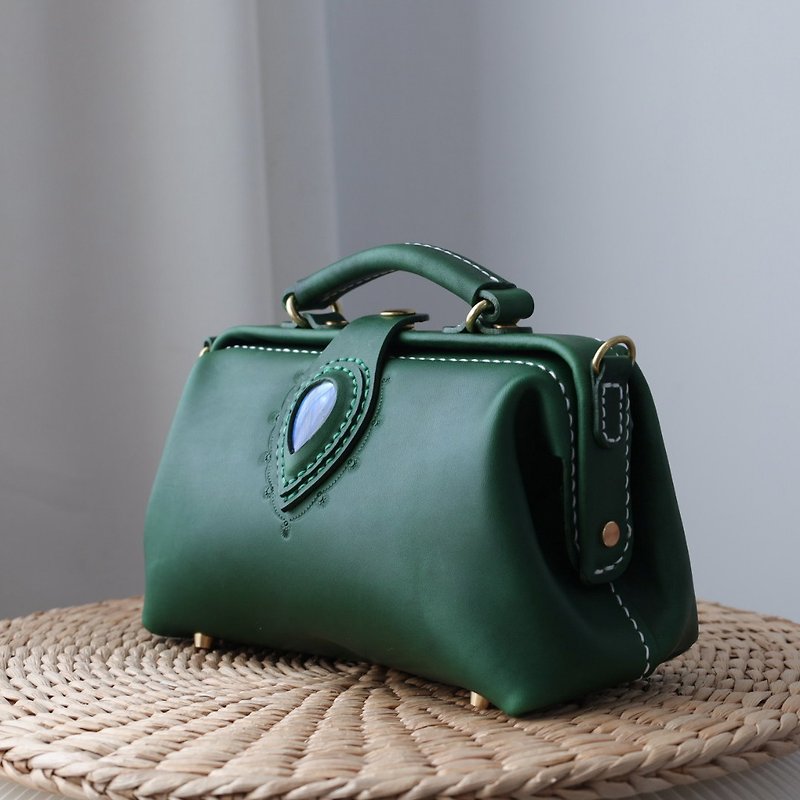 Angel Eyes Retro Horizontal Doctor Bag Messenger Bag Kiss Lock Bag Green - Messenger Bags & Sling Bags - Genuine Leather Green