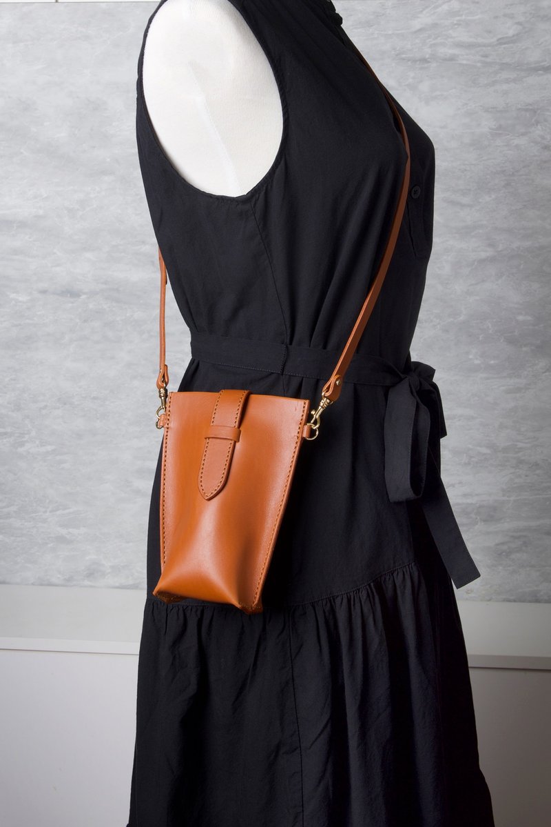斜背手機包 Phone Cross Body Bag / 淺棕 Tan - 手機殼/手機套 - 真皮 卡其色