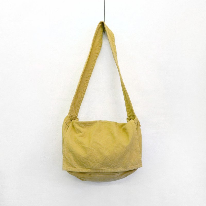 2023 Spring/Summer Limited Color Newspaper Bag M [Egg] (VC-5M) - กระเป๋าแมสเซนเจอร์ - ผ้าฝ้าย/ผ้าลินิน สีเหลือง